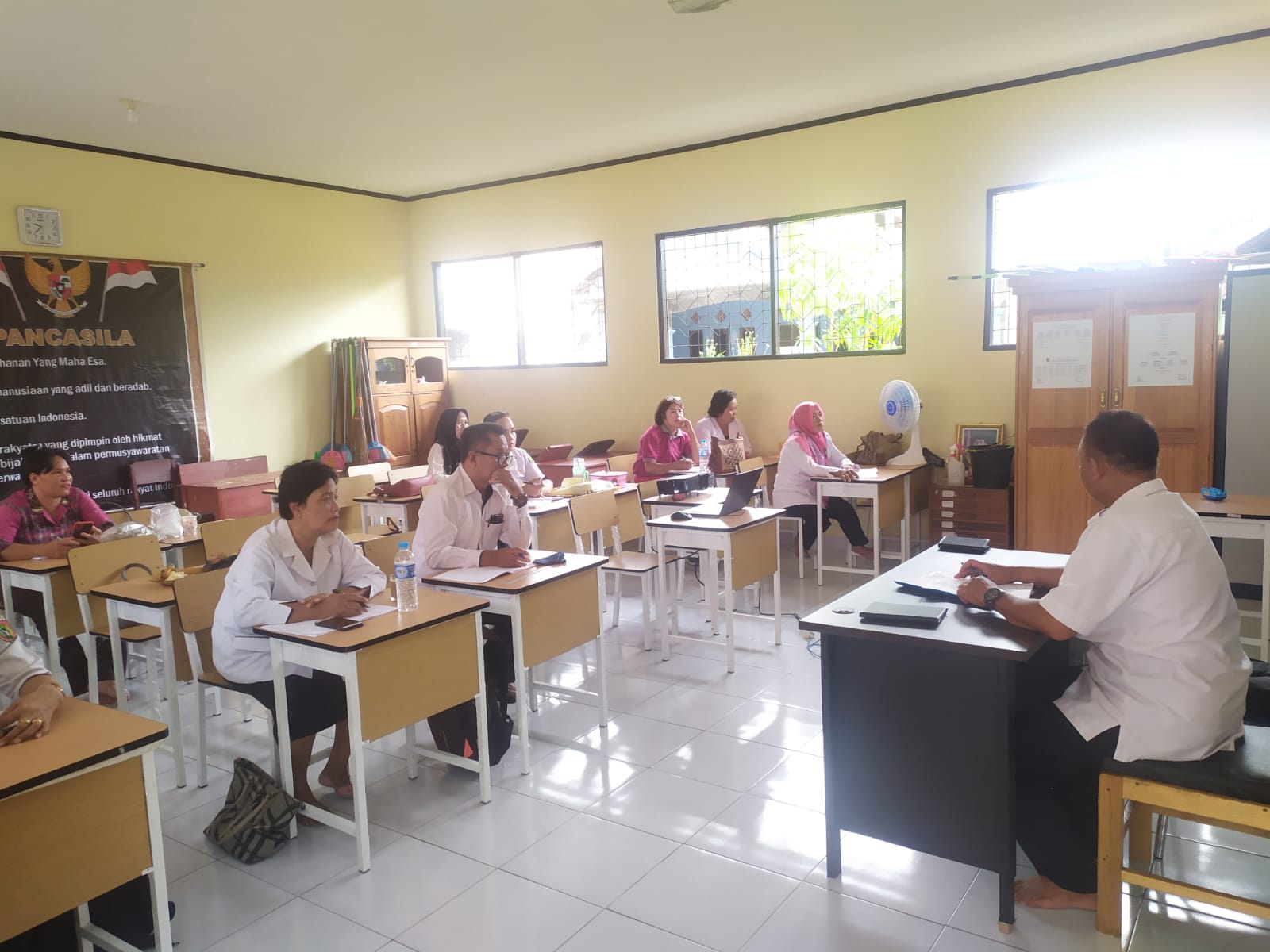 Pelaksanaan 5 Hari Sekolah (Full Day) pada Tahun Ajaran Baru 2023/2024 di SDN-3 Kereng Bangkirai  